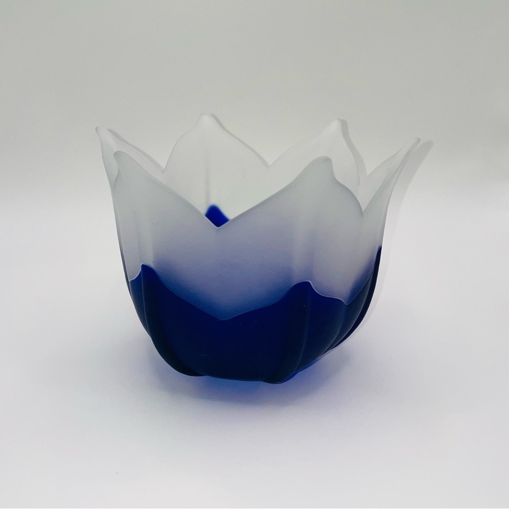 Partylite Cobalt Blue White Frosted Glass Lotus Flower Candle Holder Bowl 4.5” - Picture 2 of 11